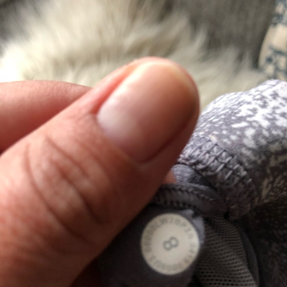 Lululemon Flow Y Bra Nulu *Light Support, B/C - Picture 4 of 6